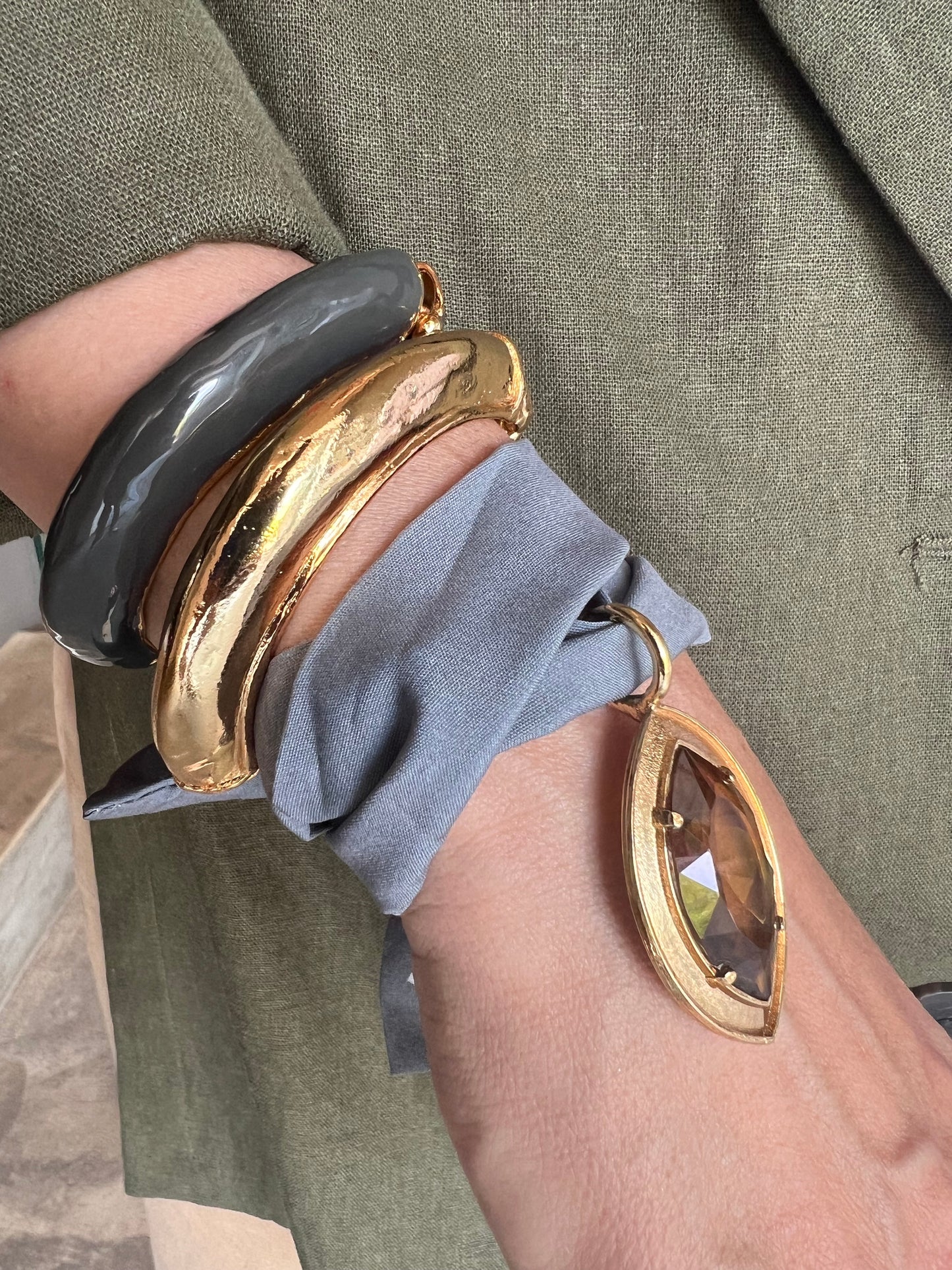 Bracciale smaltato nero