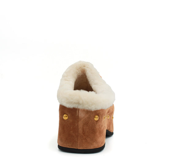 Carola in suede cammello con interno in pelo