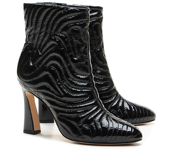 JULY BOOT: NERO