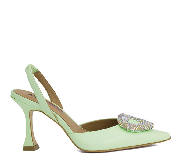 Agata in green, high heel