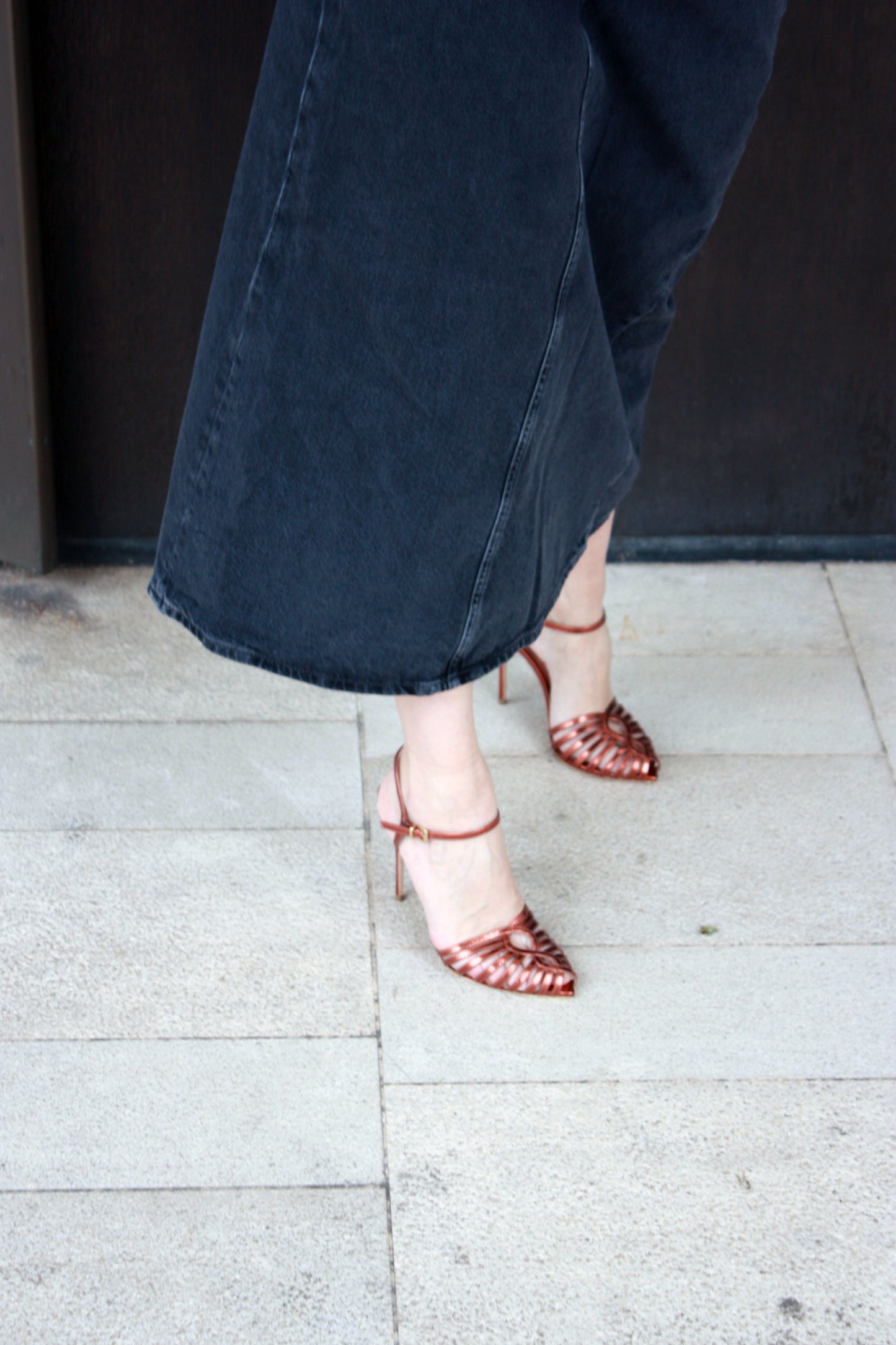 Vicenza - high heel leather bronze sandal
